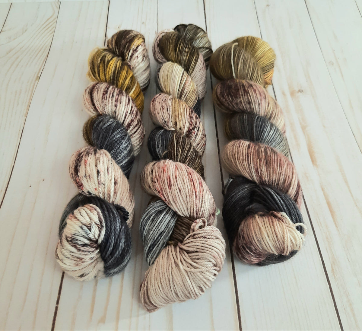 Dye to Order // Monkey on the Edge