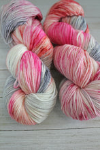Load image into Gallery viewer, Ready to Ship // Pinky Me No Likey