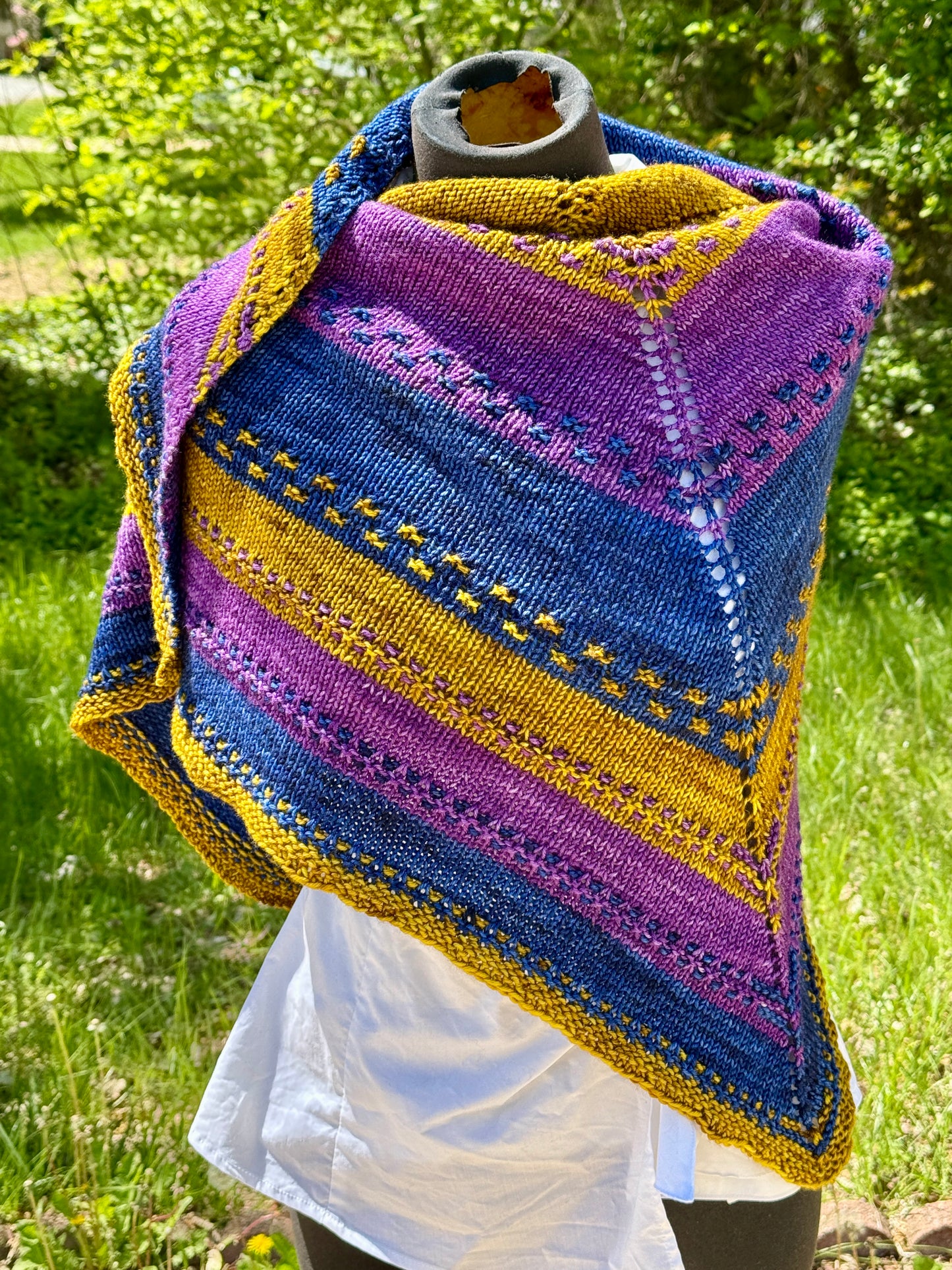 Dashingly Simple Shawl