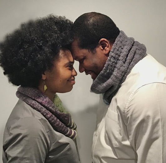 Opposites Do Attract Cowl Pattern