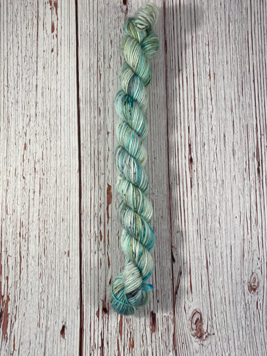 Dye to Order // Snakes on the Skein Speckles